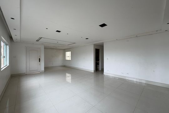 Sala de casa à venda com 3 quartos, 424m² em Parque Bandeirante, Santo André