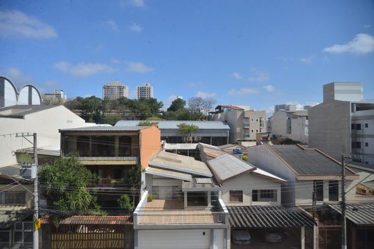 Vista do Suíte de apartamento para alugar com 2 quartos, 60m² em Vila Sao Pedro, Santo André
