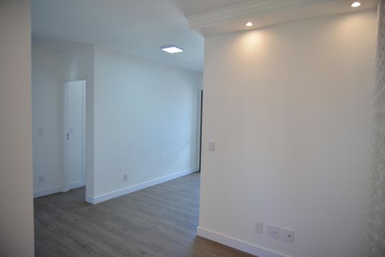 Apartamento para alugar com 2 quartos, 60m² em Vila Sao Pedro, Santo André