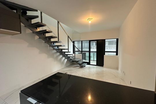 Sala de apartamento para alugar com 1 quarto, 48m² em Bethaville I, Barueri