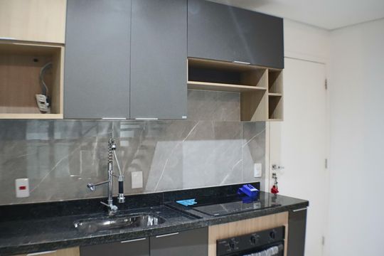 Cozinha de apartamento para alugar com 1 quarto, 48m² em Bethaville I, Barueri