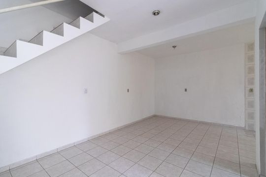 Sala de casa para alugar com 2 quartos, 80m² em Penha de França, São Paulo