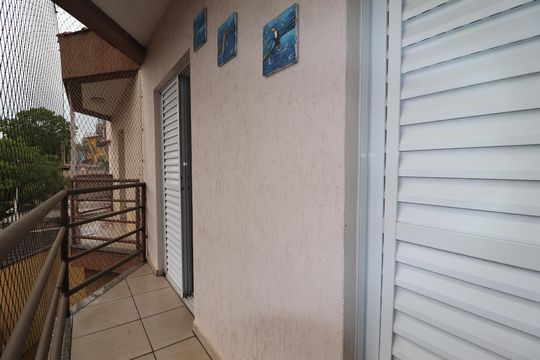 Varanda Suíte  de casa à venda com 4 quartos, 152m² em Parque das Nações, Santo André