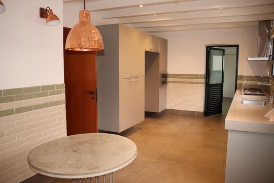 Cozinha de apartamento à venda com 2 quartos, 195m² em Higienópolis, São Paulo
