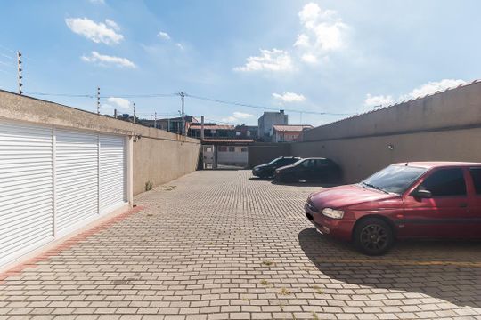 Garagem de apartamento para alugar com 2 quartos, 65m² em Jardim America, Poá