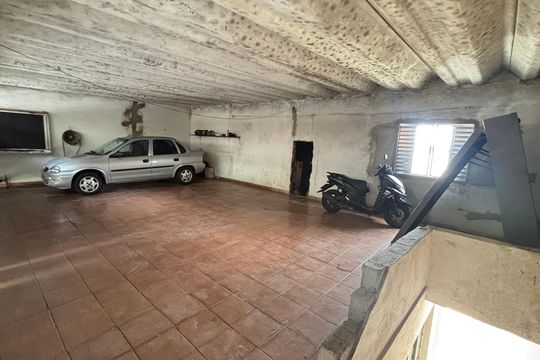 Garagem de casa à venda com 4 quartos, 150m² em Vila Suíça, Santo André