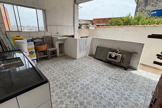 Churrasqueira de casa à venda com 4 quartos, 150m² em Vila Suíça, Santo André
