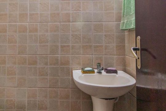 Lavabo de casa à venda com 3 quartos, 120m² em Hípica, Porto Alegre