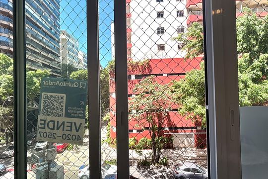 Placa de apartamento à venda com 2 quartos, 92m² em Copacabana, Rio de Janeiro