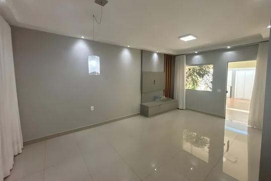 Casa para alugar com 2 quartos, 95m² em Santa Ines, Belo Horizonte