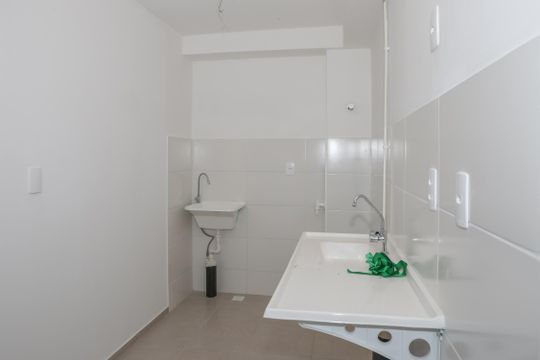 Cozinha e Área de Serviço de apartamento à venda com 2 quartos, 38m² em Lapa, São Paulo