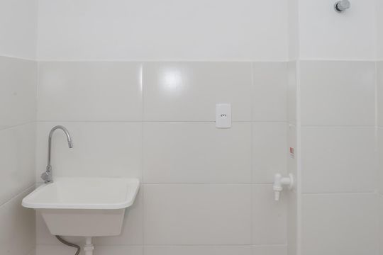 Cozinha e Área de Serviço de apartamento à venda com 2 quartos, 38m² em Lapa, São Paulo