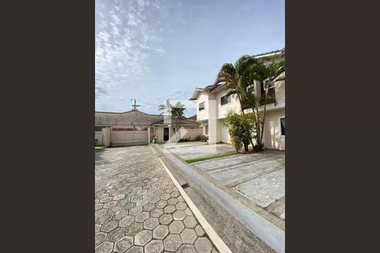 Área comum de casa de condomínio à venda com 3 quartos, 120m² em Jardim Cocaia, Guarulhos