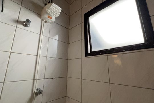 Banheiro de casa de condomínio à venda com 3 quartos, 120m² em Jardim Cocaia, Guarulhos