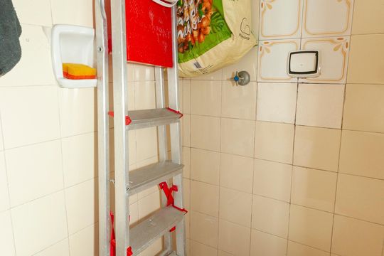 Banheiro de serviço de apartamento à venda com 2 quartos, 88m² em Bela Vista, São Paulo