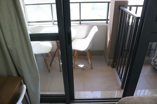 Varanda de kitnet/studio à venda com 1 quarto, 25m² em Perdizes, São Paulo