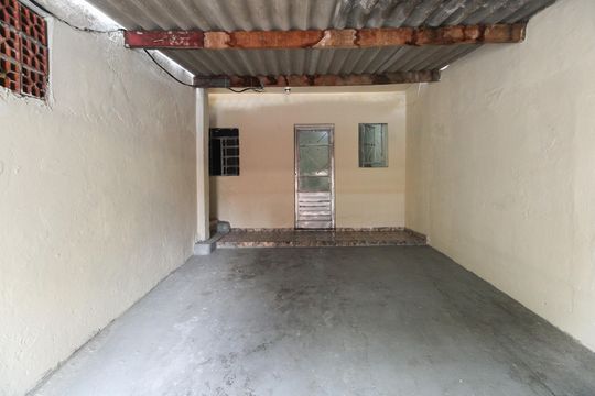 Garagem de casa para alugar com 1 quarto, 180m² em Vila Esperança, São Paulo