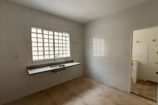 Casa para alugar com 2 quartos, 65m² em Santa Ines, Belo Horizonte