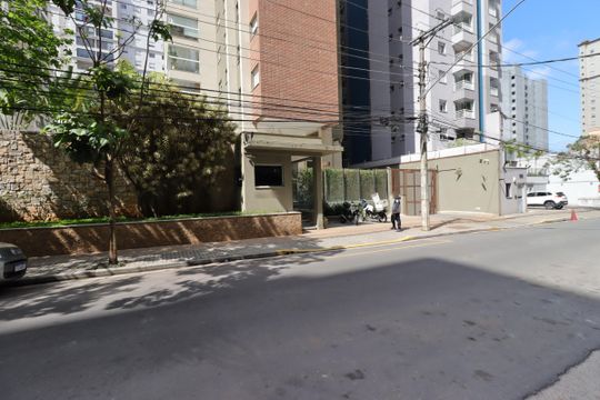 Fachada de apartamento à venda com 4 quartos, 181m² em Campestre, Santo André