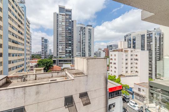 Vista de kitnet/studio para alugar com 1 quarto, 25m² em Pinheiros, São Paulo