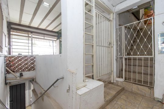 Acesso Casa Do Meio de casa à venda com 8 quartos, 320m² em São Francisco, Belo Horizonte