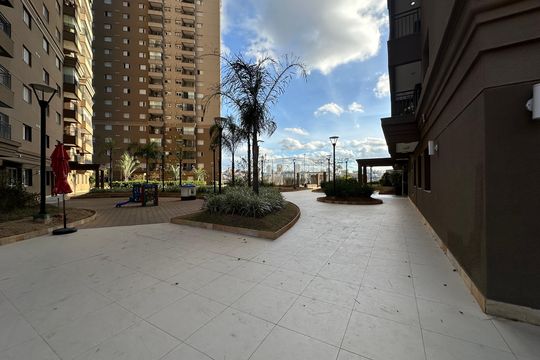 Área comum de apartamento para alugar com 3 quartos, 71m² em Jardim Tupanci, Barueri