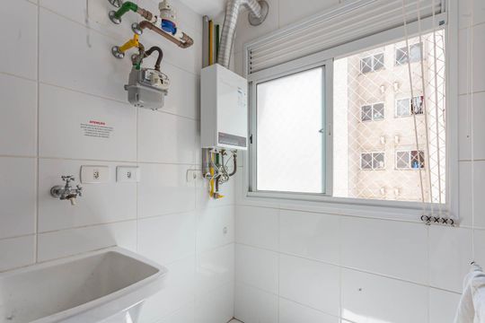 Área de Serviço de apartamento para alugar com 2 quartos, 47m² em Jardim Celeste, São Paulo