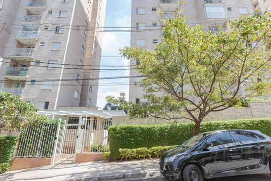 Fachada de apartamento para alugar com 2 quartos, 47m² em Jardim Celeste, São Paulo