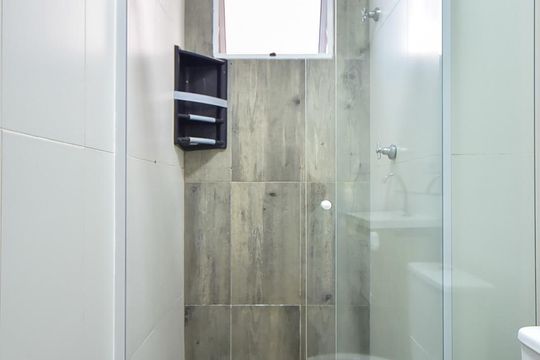 Banheiro Suíte de apartamento para alugar com 2 quartos, 65m² em Parque Assuncao, Taboão da Serra