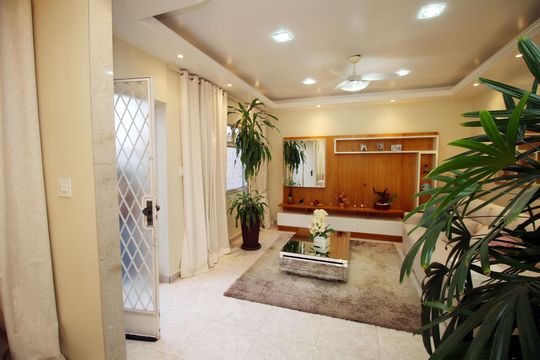 Casa à venda com 5 quartos, 361m² em Brás de Pina, Rio de Janeiro
