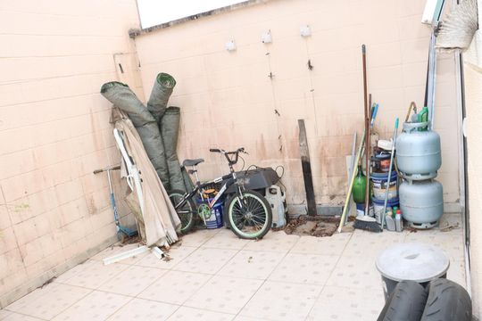 Área Externa de casa de condomínio para alugar com 3 quartos, 110m² em Jardim Passargada I, Cotia