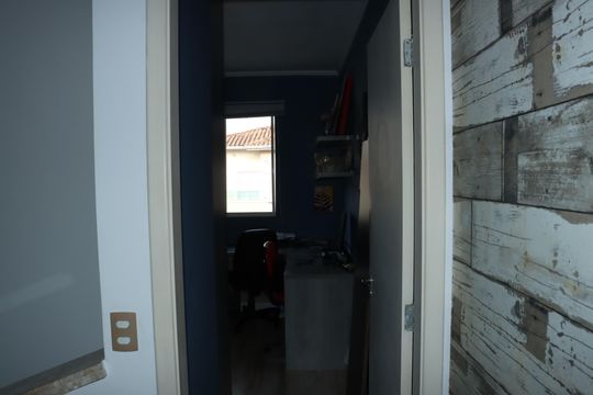 Corredor de casa de condomínio para alugar com 3 quartos, 110m² em Jardim Passargada I, Cotia