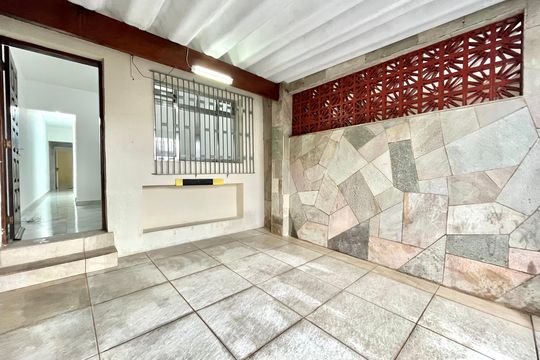 Garagem de casa para alugar com 2 quartos, 75m² em Vila Santa Catarina, São Paulo