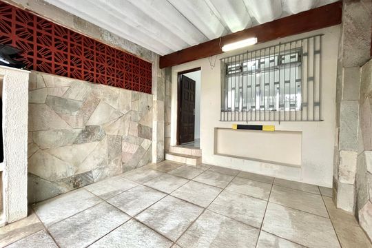 Garagem de casa para alugar com 2 quartos, 75m² em Vila Santa Catarina, São Paulo