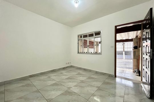Sala de casa para alugar com 2 quartos, 75m² em Vila Santa Catarina, São Paulo