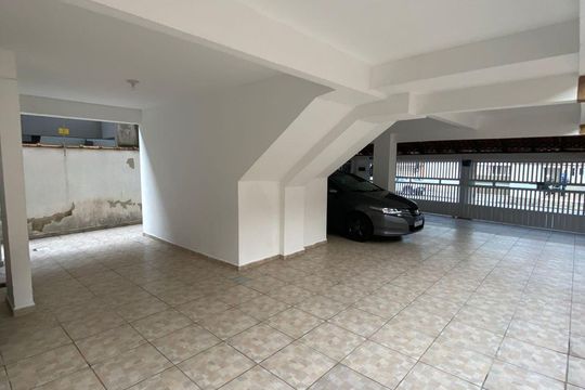 Garagem de apartamento para alugar com 2 quartos, 55m² em Cidade Ocian, Praia Grande