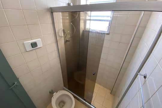 Banheiro de apartamento à venda com 1 quarto, 42m² em Lins de Vasconcelos, Rio de Janeiro