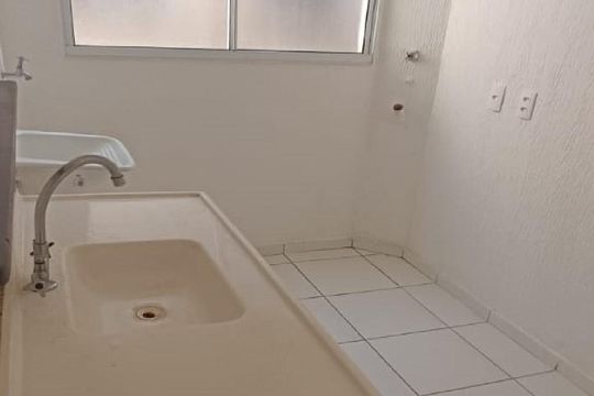 Cozinha  de apartamento à venda com 2 quartos, 45m² em Conjunto Morro Alto, Vespasiano