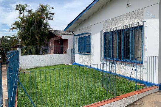 Quintal de casa para alugar com 3 quartos, 146m² em Santa Teresa, São Leopoldo