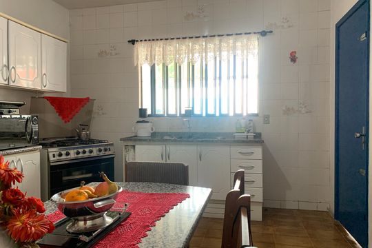Cozinha de casa para alugar com 3 quartos, 146m² em Santa Teresa, São Leopoldo