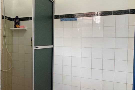 Banheiro 2 de casa para alugar com 3 quartos, 146m² em Santa Teresa, São Leopoldo