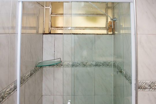 Banheiro de apartamento à venda com 2 quartos, 35m² em Conceição, Diadema