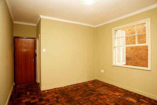 Sala de apartamento à venda com 3 quartos, 85m² em Centro Histórico, Porto Alegre