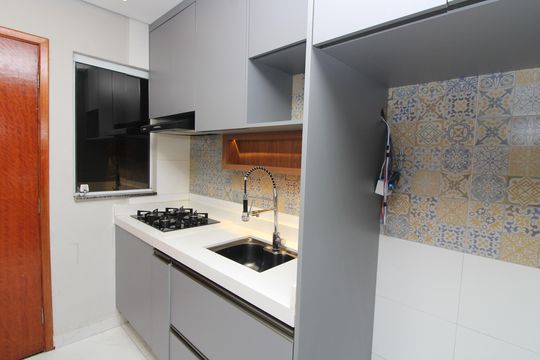 Cozinha de apartamento para alugar com 2 quartos, 42m² em Jardim Maringa, São Paulo