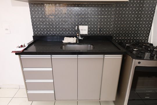 Cozinha de apartamento à venda com 2 quartos, 51m² em José Bonifácio, São Paulo