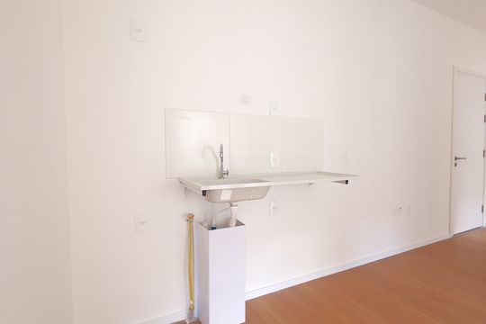 Cozinha de apartamento à venda com 2 quartos, 34m² em Jardim Monte Kemel, São Paulo
