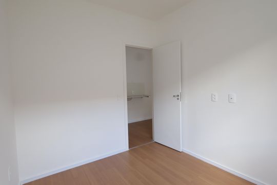 Quarto 2 de apartamento à venda com 2 quartos, 34m² em Jardim Monte Kemel, São Paulo