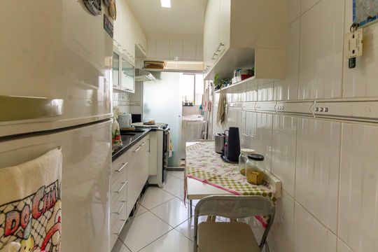 Cozinha de apartamento à venda com 2 quartos, 52m² em Vila Mafra, São Paulo