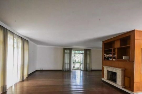 Casa à venda com 4 quartos, 635m² em Jardim Marajoara, São Paulo
