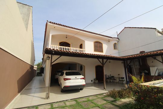 Garagem de casa para alugar com 6 quartos, 599m² em Pechincha, Rio de Janeiro